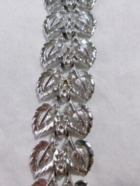 Vintage Coro Leaf Motif Bracelet